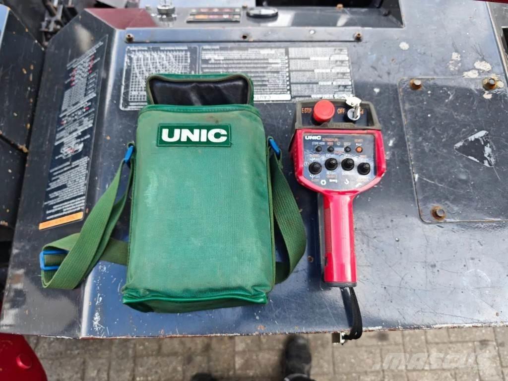 Unic URW 506 CDE Grúas de oruga