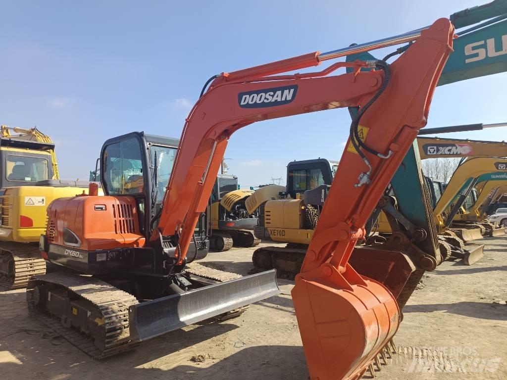 Doosan DX60-9C Excavadoras de cadenas