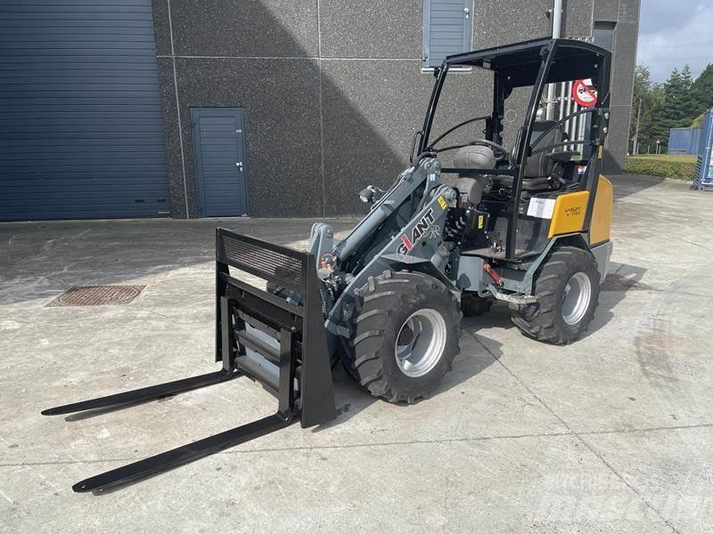 GiANT V 452 T XTRA Cargadoras sobre ruedas