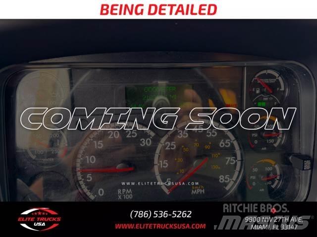 Freightliner M106 Otros camiones