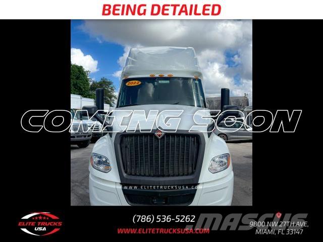 International LT Otros camiones