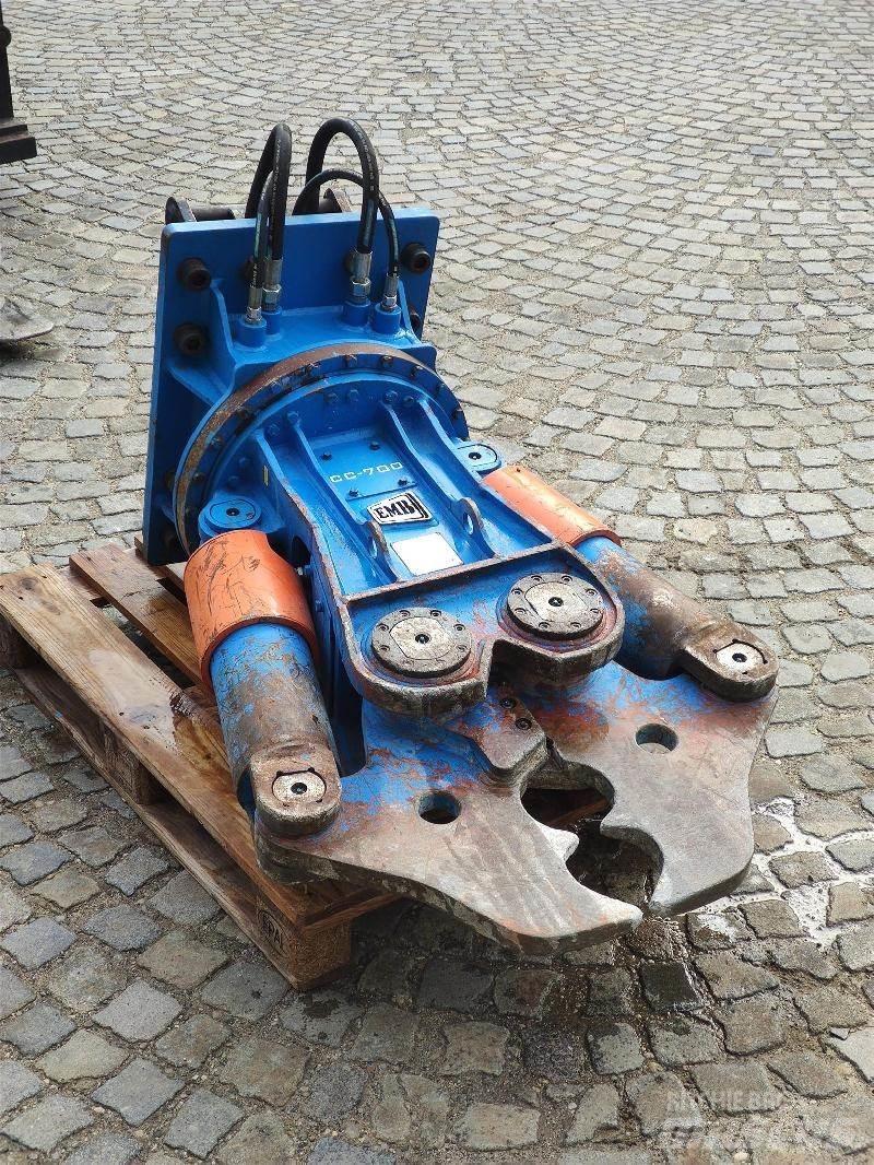  EMB CC700 Cortadoras