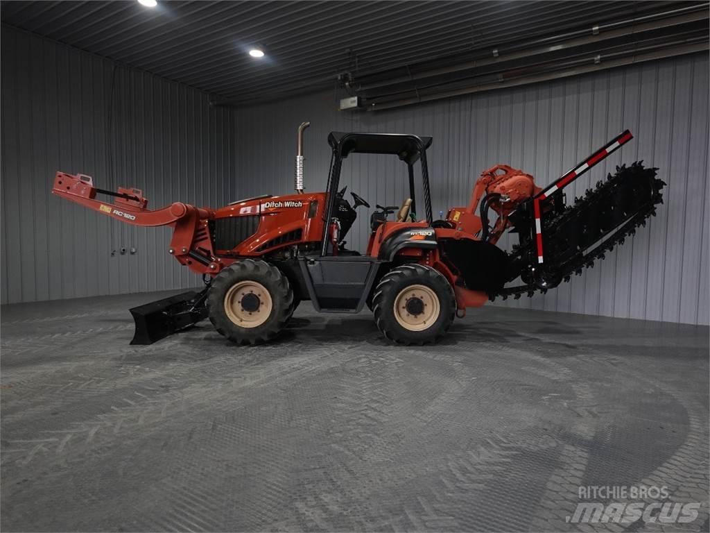 Ditch Witch RT120 Excavadoras de zanjas