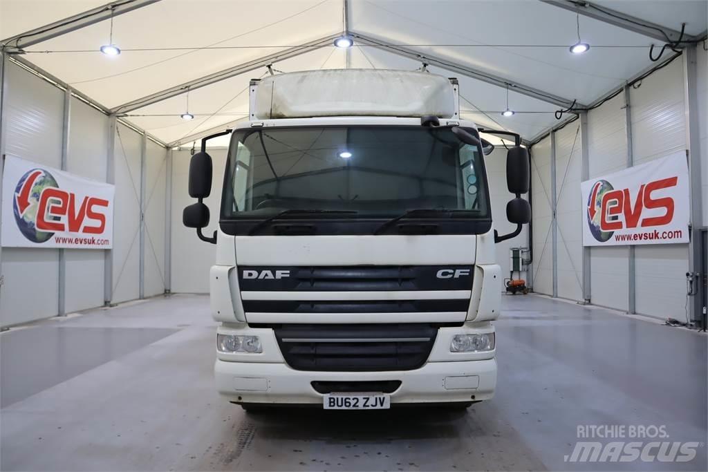 DAF CF65.220 Camión con caja abierta
