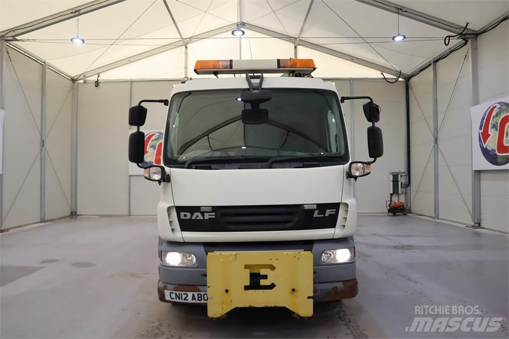 DAF LF 55.250 GULLY SUCKER Construcción - Otros