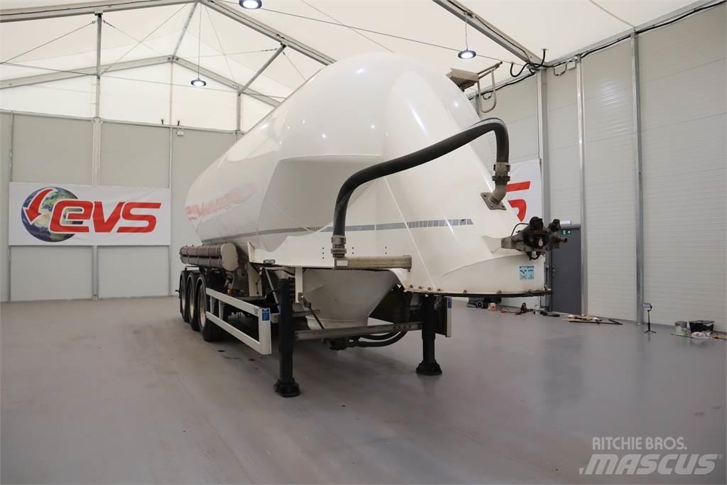 LAG CEMENT POWDER TANKER Otros remolques