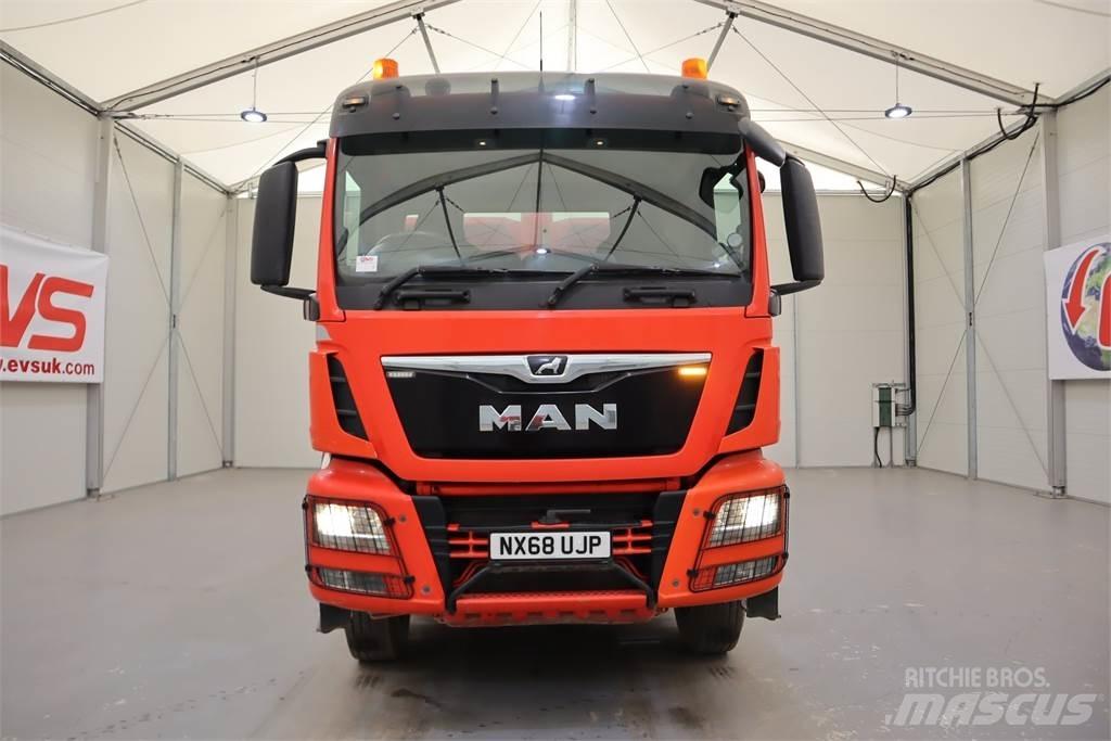 MAN TGS 35.420 Camiones bañeras basculantes o volquetes