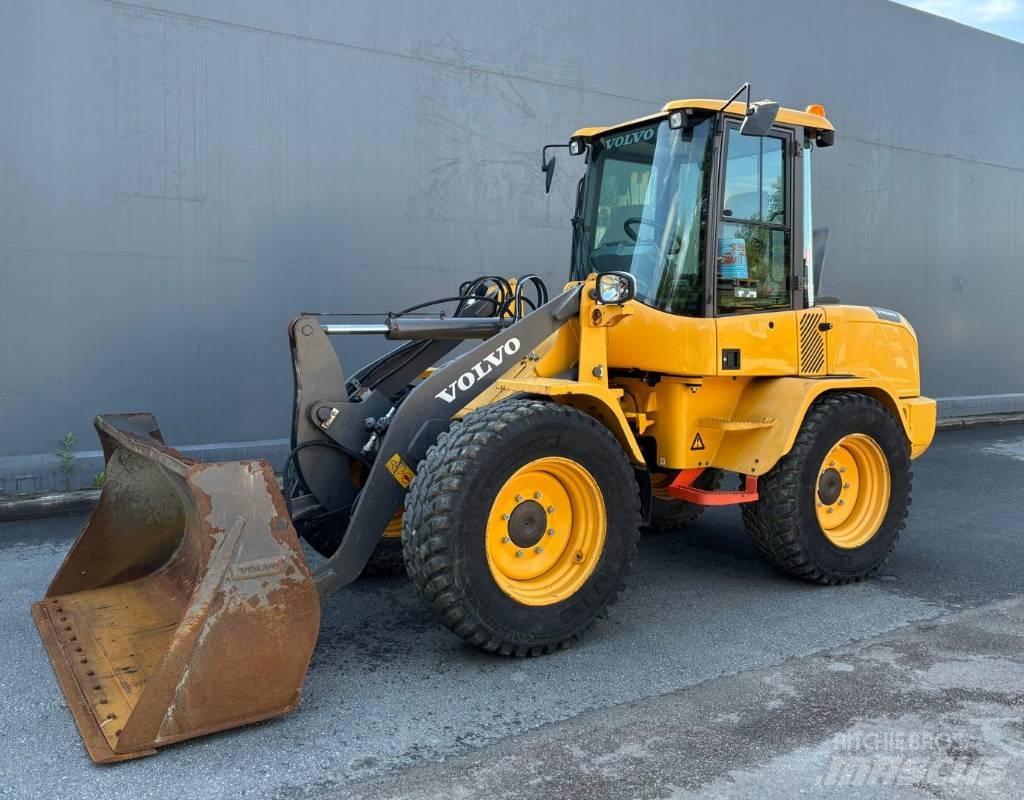 Volvo L 30 GS Cargadoras sobre ruedas