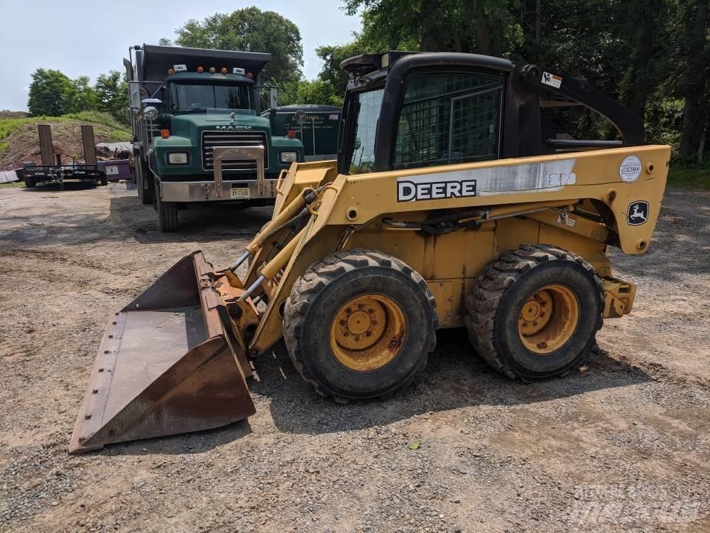 John Deere 328 Minicargadoras