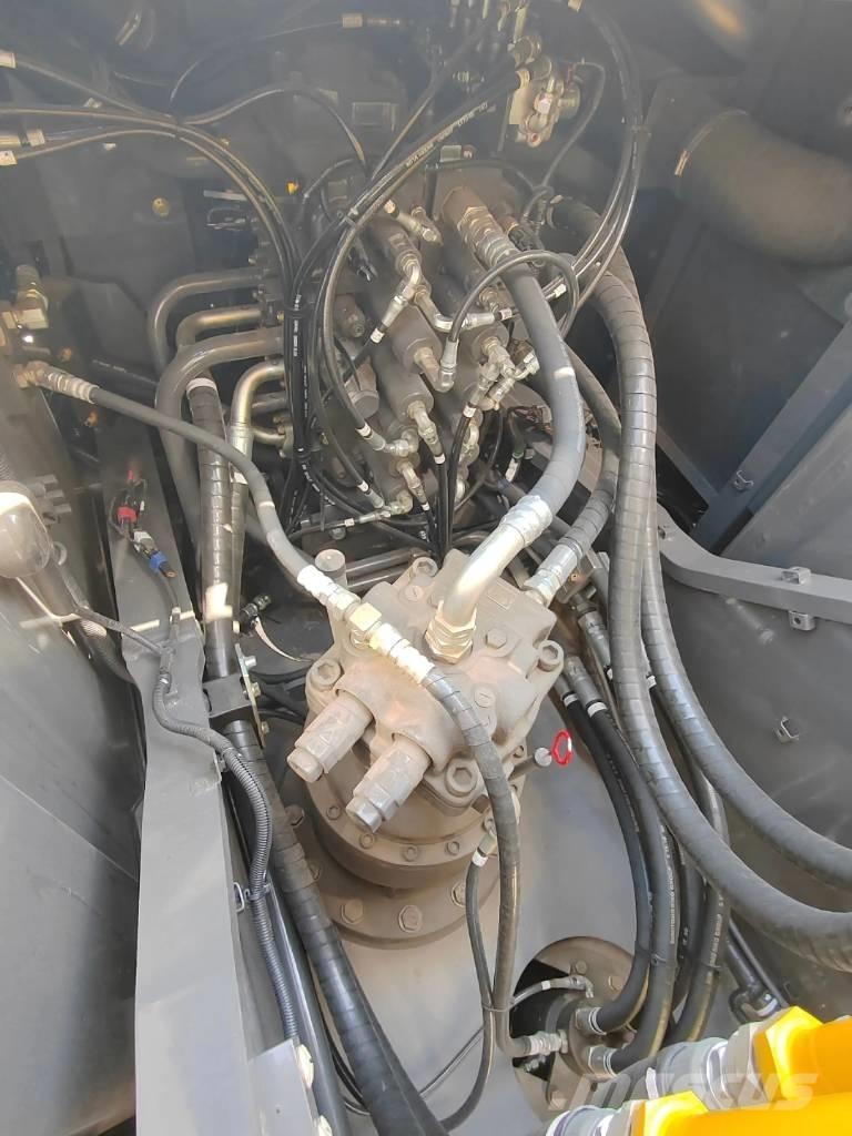 Sumitomo SH210 Excavadoras de cadenas