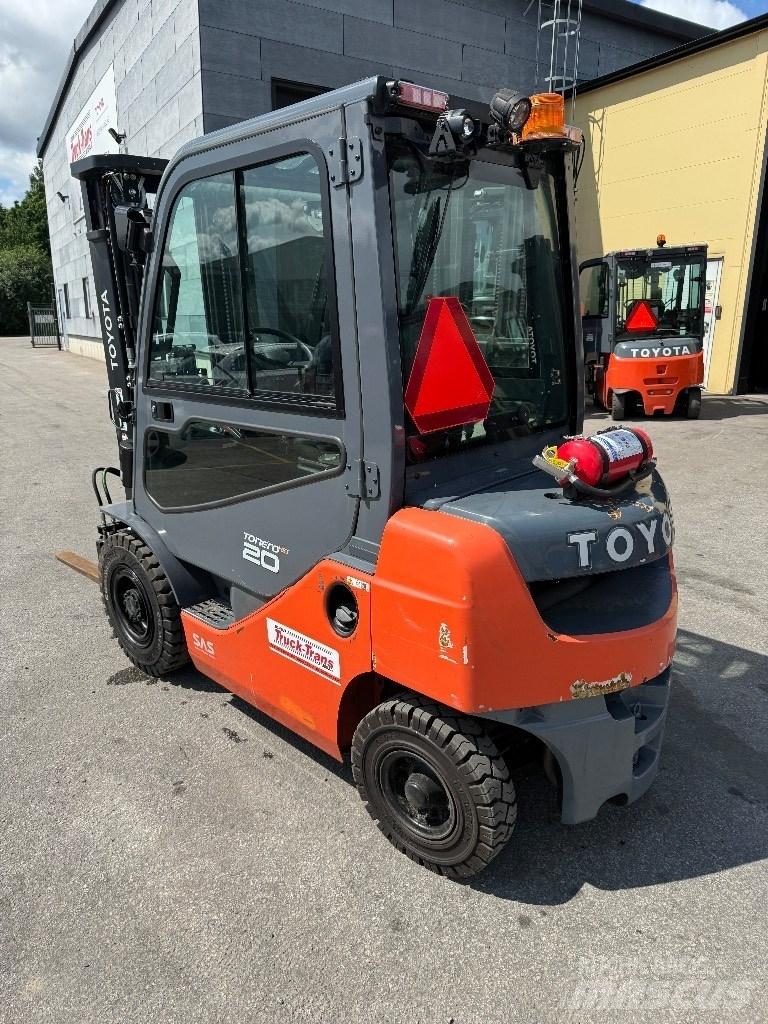 Toyota 06-8FD20F Carretillas diesel
