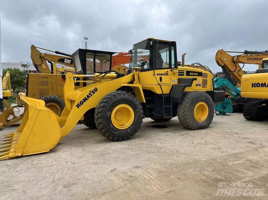 Komatsu WA 320-5 Cargadoras sobre ruedas