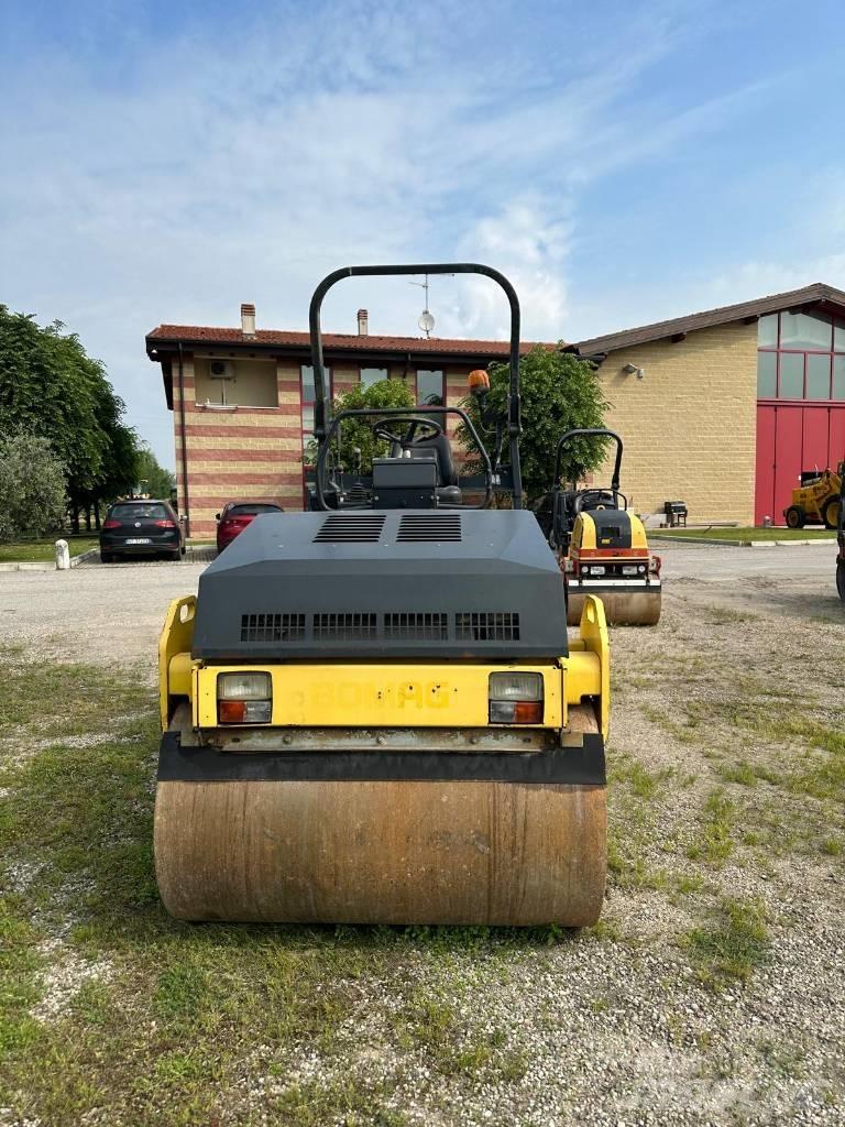 Bomag BW 138 AD Rodillos de doble tambor