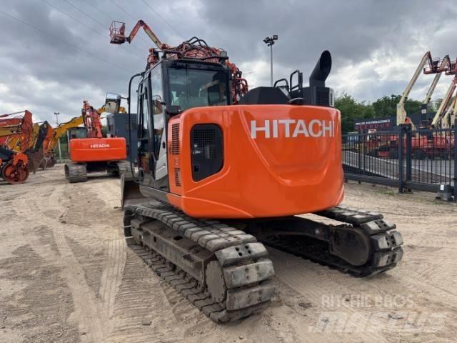 Hitachi ZX 135 US-6 Excavadoras de cadenas