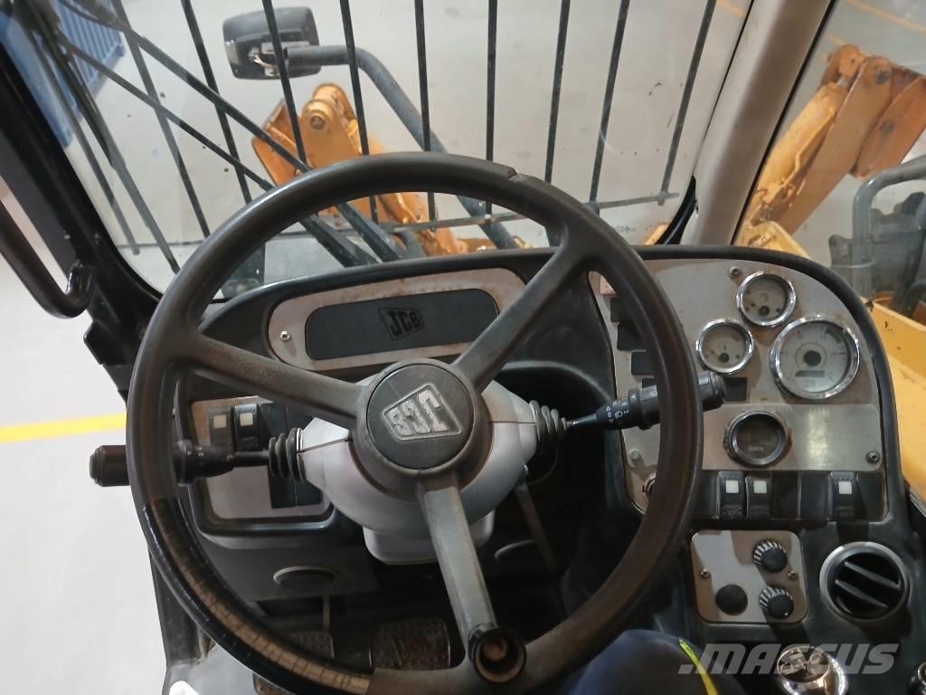 JCB 535 V 125 Carretillas telescópicas