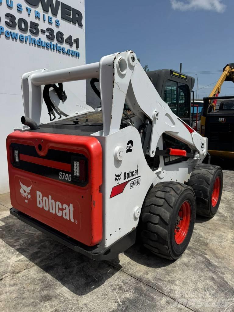 Bobcat S 740 Minicargadoras
