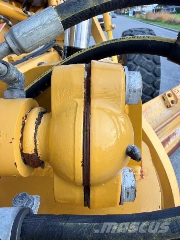 CAT 12M3 Motoniveladoras