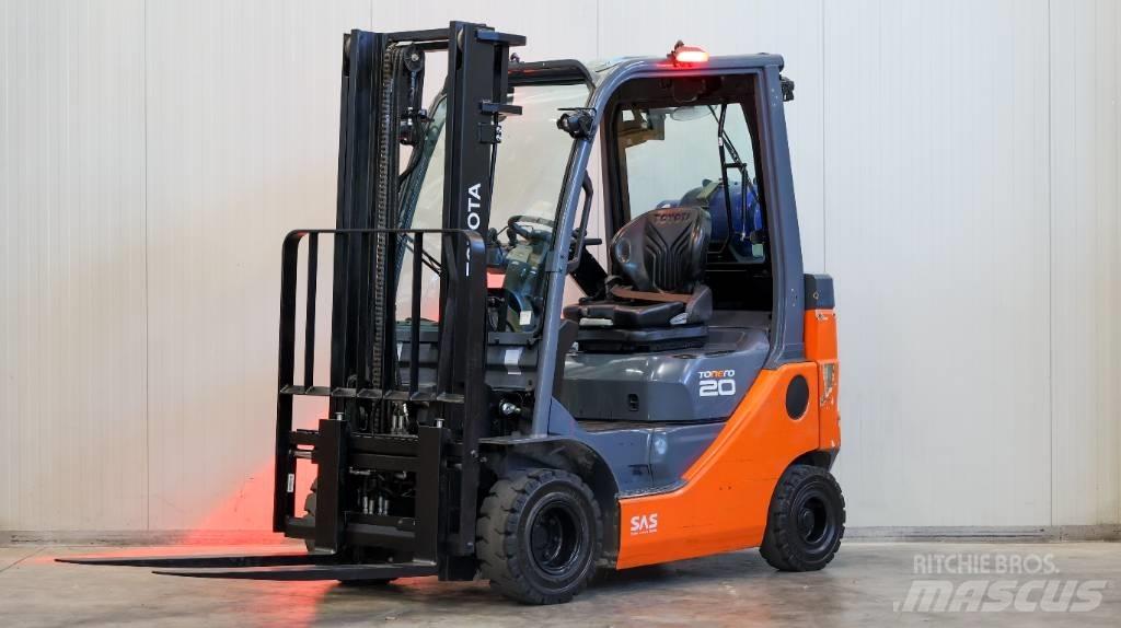 Toyota 02-8 FGKF 20 Carretillas LPG