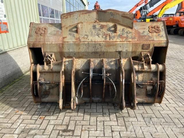 Volvo Bak L 90 Cucharones