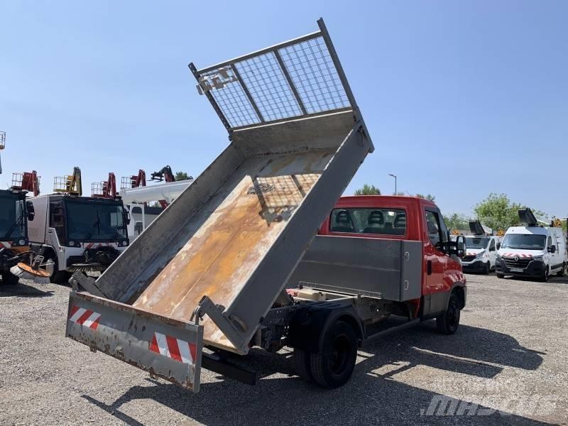 Iveco 35C13 - Tipper Camiones bañeras basculantes o volquetes