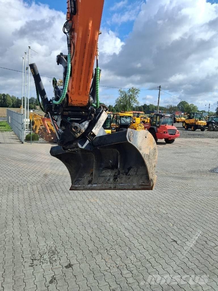 Doosan DX 165 W-5 Excavadoras de ruedas