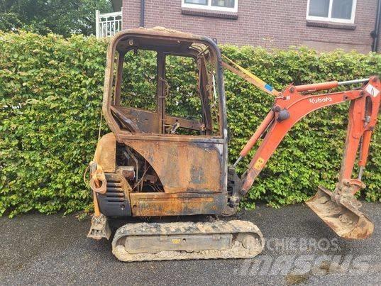 Kubota KX 41-3V   arm Plataformas y cucharones