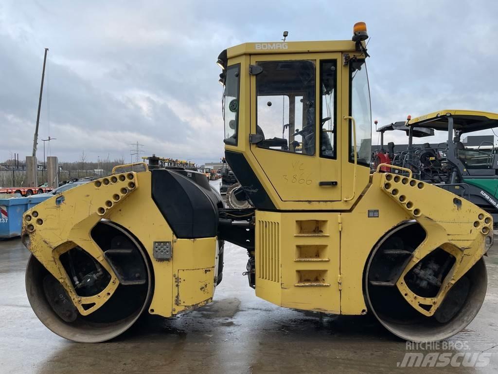 Bomag BW 161 AD-4 Rodillos de doble tambor