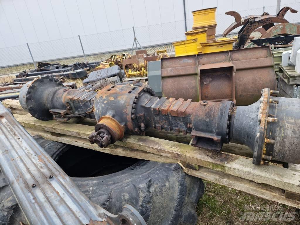 Ponsse NAF PO 67 1 Chasis y suspención