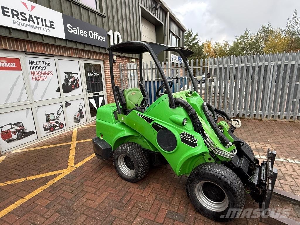 Avant 528 Palas cargadoras