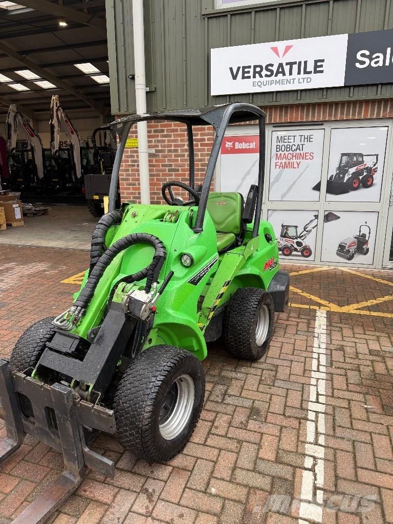 Avant 528 Palas cargadoras