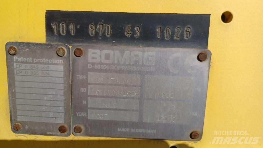 Bomag BW 174 A C Rodillos combinados