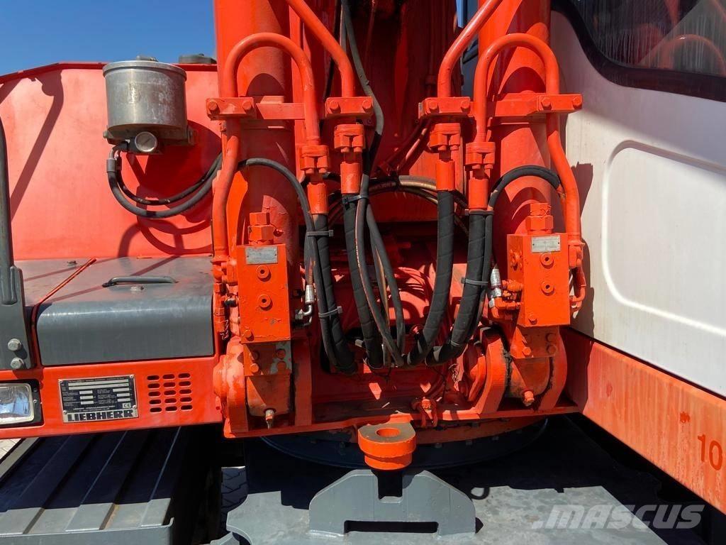 Liebherr A 900 C Excavadoras de ruedas