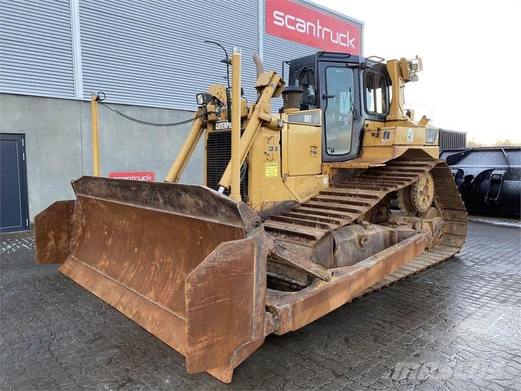 CAT D6T LGP Buldozer sobre oruga