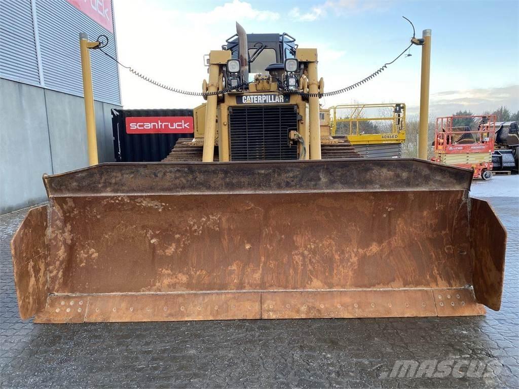 CAT D6T LGP Buldozer sobre oruga