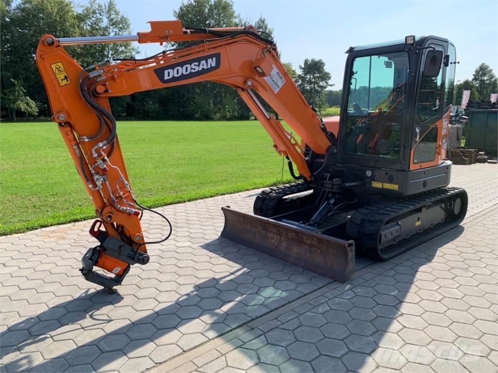 Doosan DX63-3 Mini excavadoras < 7t