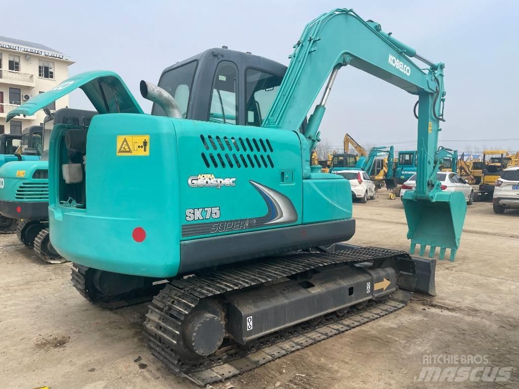 Kobelco SK 75 Excavadoras de cadenas