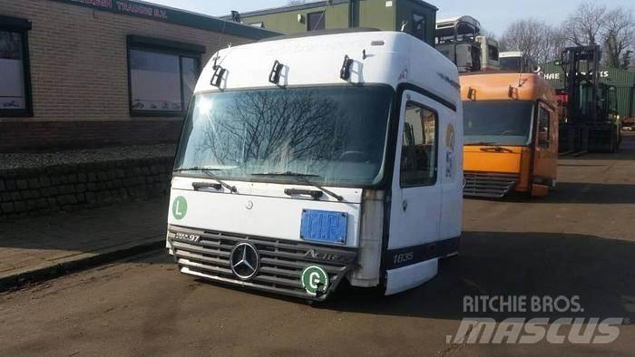 Mercedes-Benz 1835 Transporte - Otros