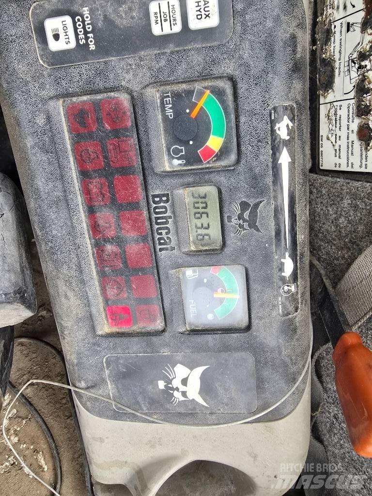 Bobcat 341 G Mini excavadoras < 7t