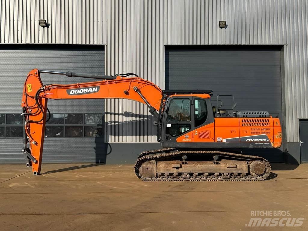 Doosan DX255NLC-5 Excavadoras de cadenas