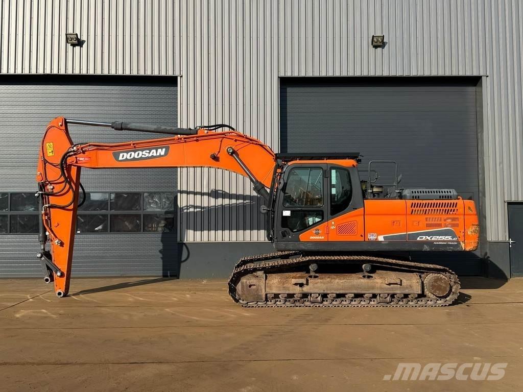 Doosan DX255NLC-5 Excavadoras de cadenas