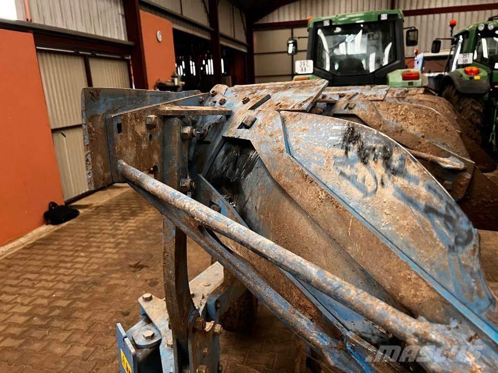 Lemken Juwel 8 Arados fijos suspendidos