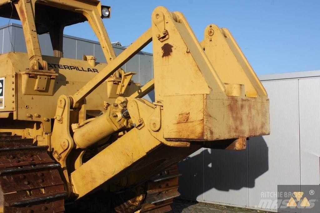 CAT D9H Ripper Otros componentes