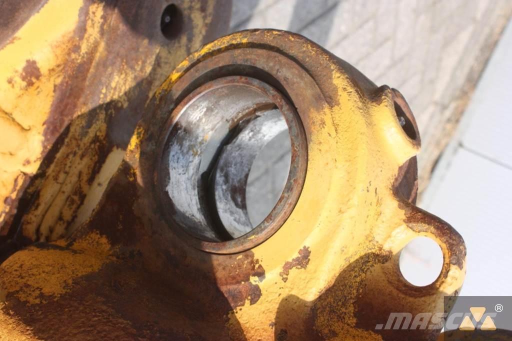 CAT D9H Ripper Otros componentes