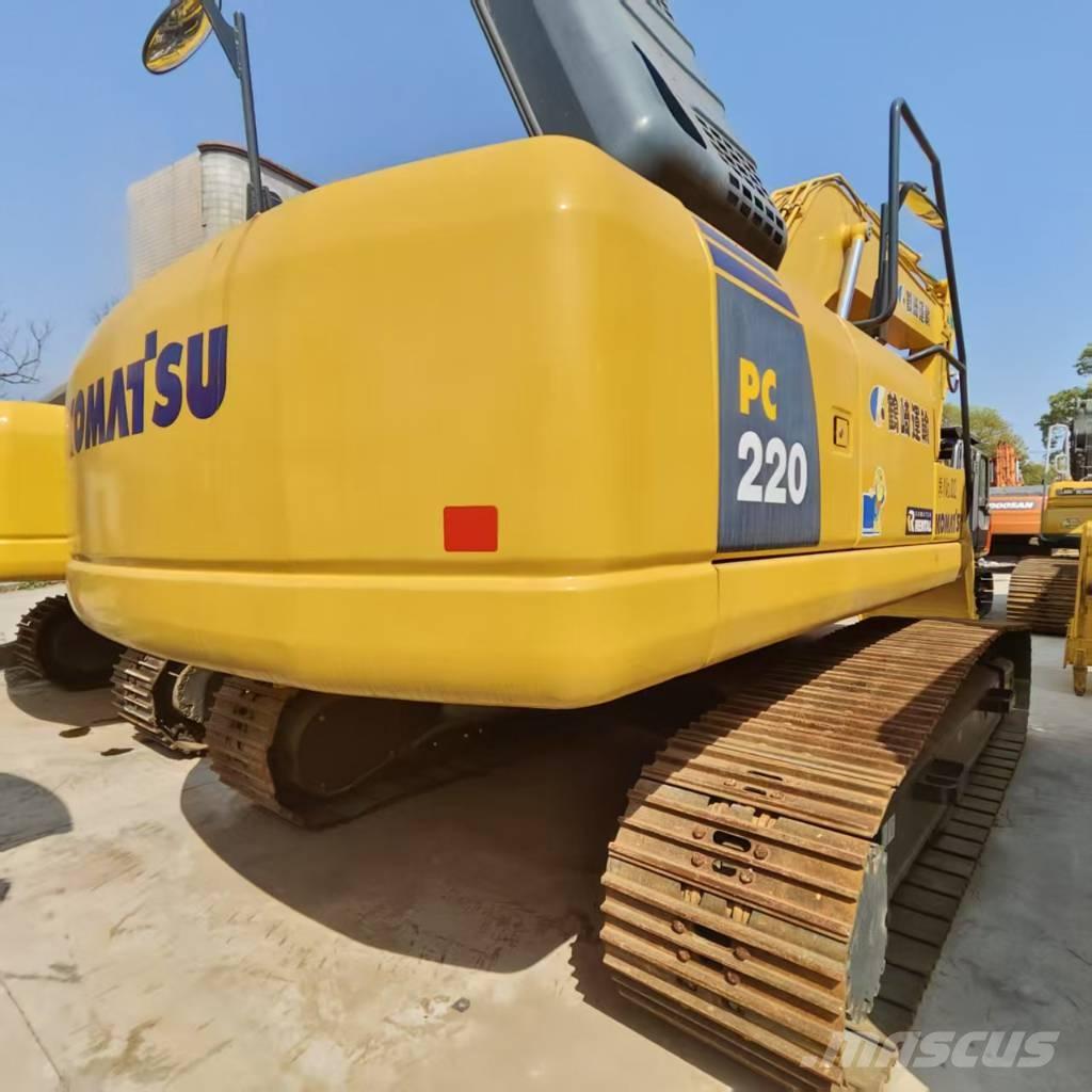 Komatsu PC 220 Excavadoras de cadenas