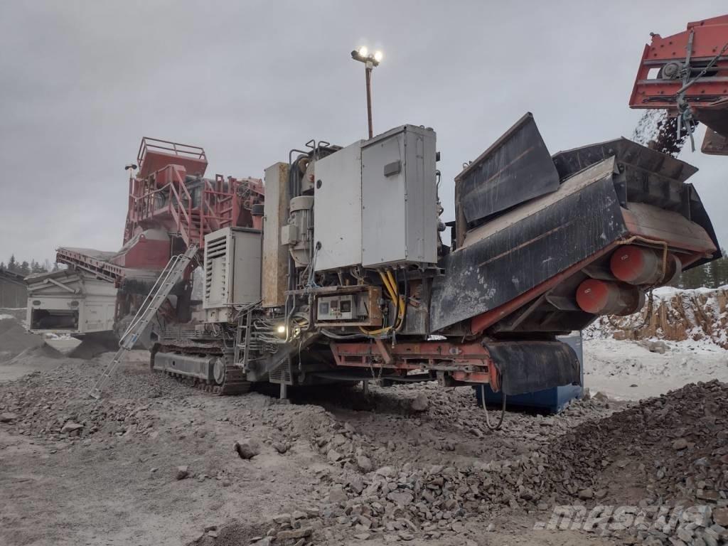 Sandvik UH 450 E Trituradoras móviles
