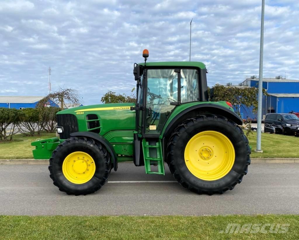 John Deere 6534 Tractores