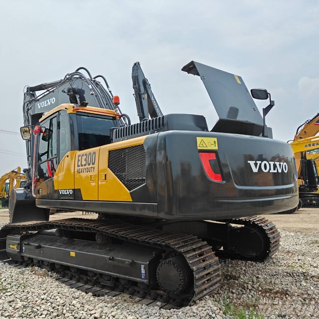 Volvo 300D Excavadoras de cadenas