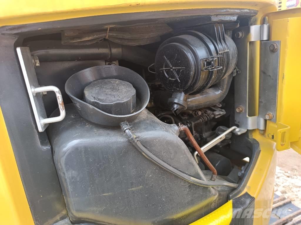 Komatsu PC 18 Excavadoras de cadenas