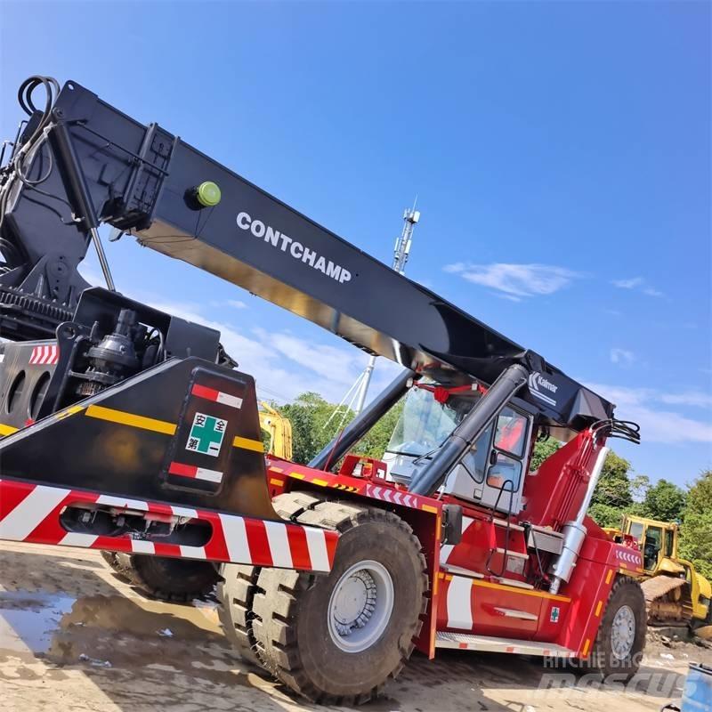 Kalmar DRF 450 Manipulador de contenedores