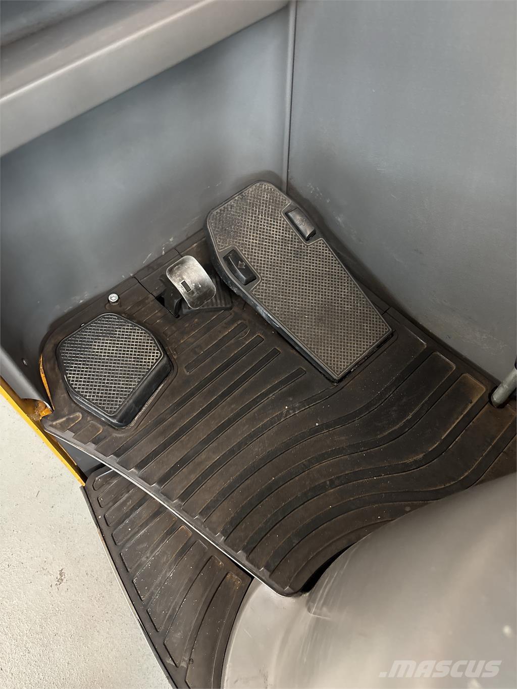 Atlet UMS200 Carretillas retráctiles